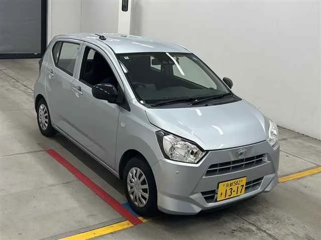 Daihatsu Mira e:S LA350S 2022